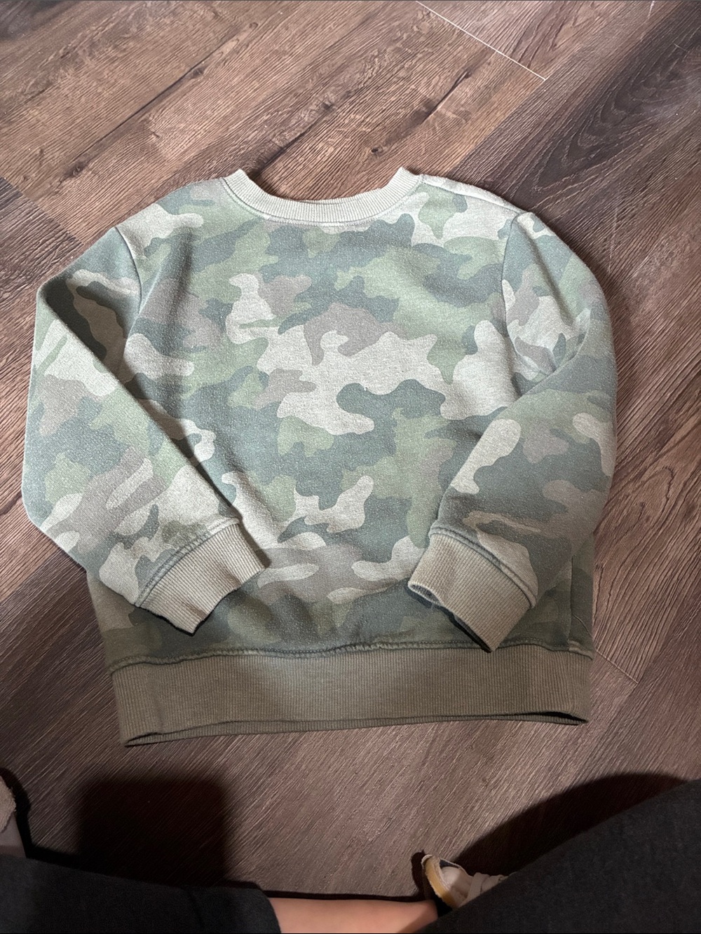 Cat & Jack Kids Camo Crewneck Sweatshirt - Green